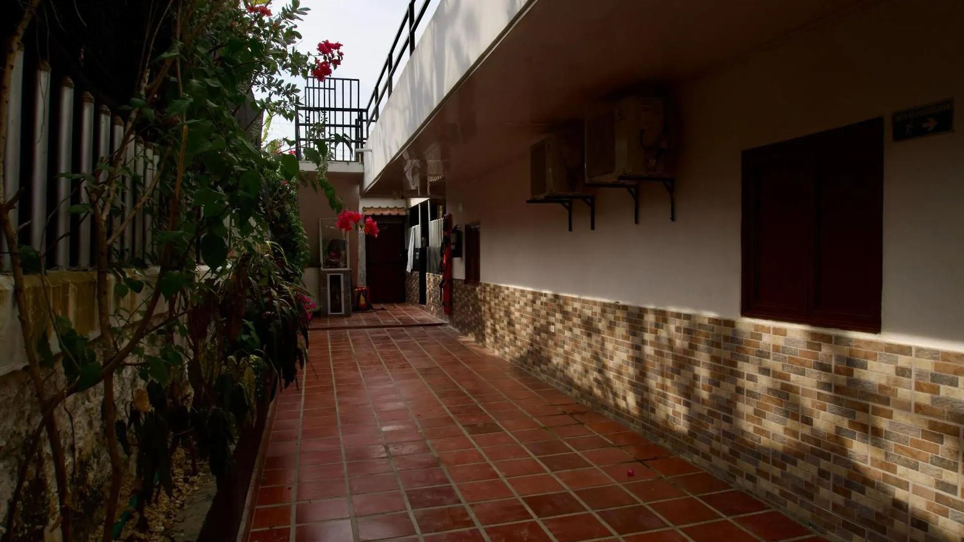Apartamentos Vistas Del Caribe Sede Campestre Cartagena 0*,